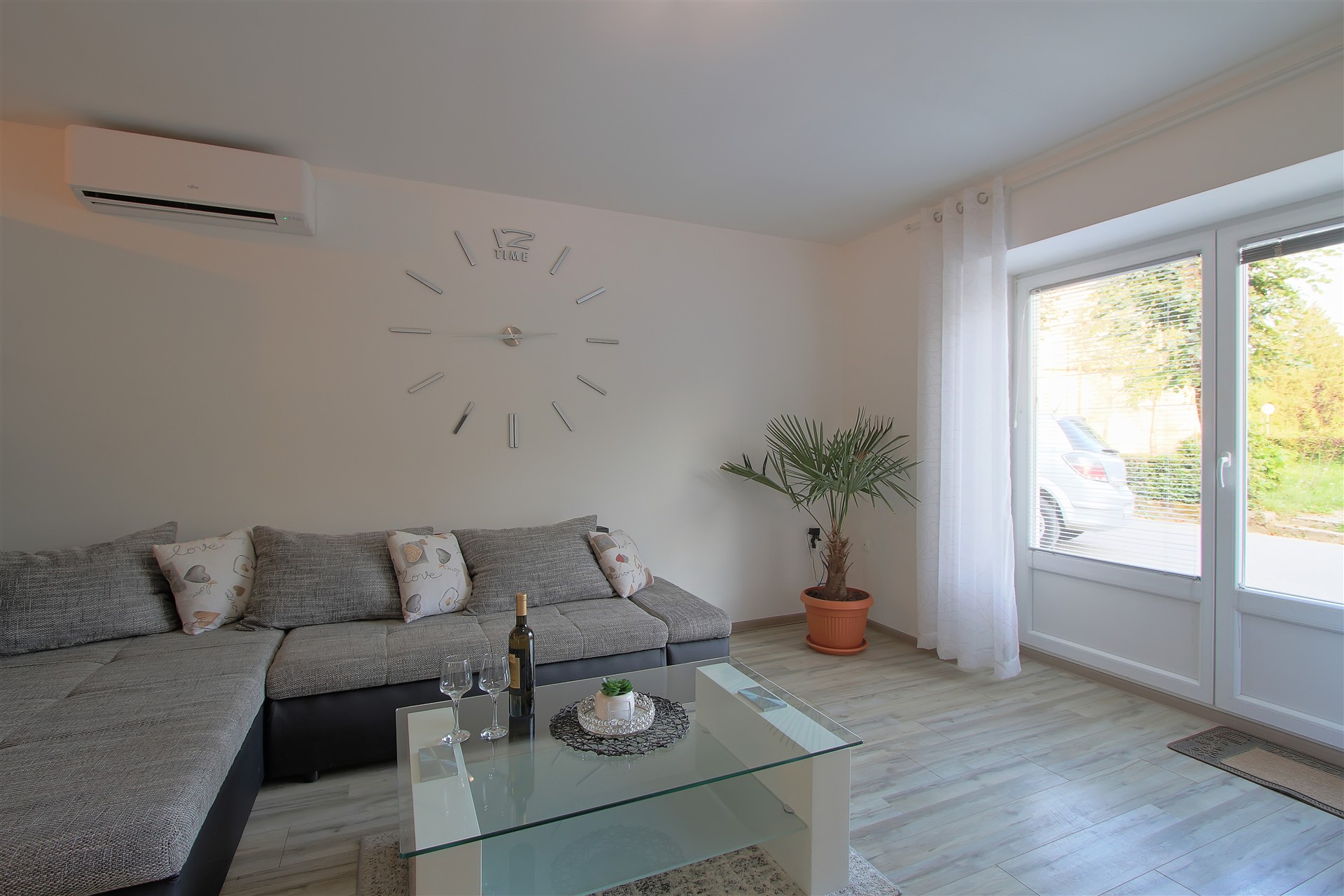 Guesthouse L&K u Brinju — Dnevni boravak